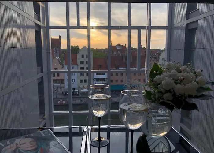 Baltic Riviera - Granaria Premium - River And Old Town * Gdansk