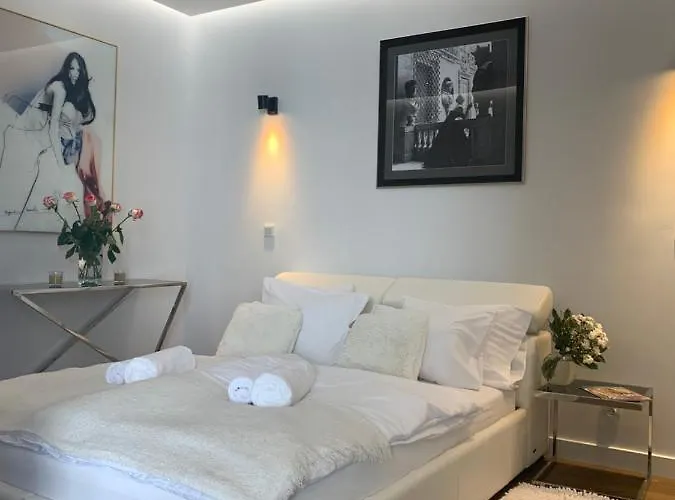 Baltic Riviera - Granaria Premium - River And Old Town