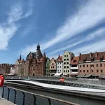 Baltic Riviera - Granaria Premium - River And Old Town 格但斯克