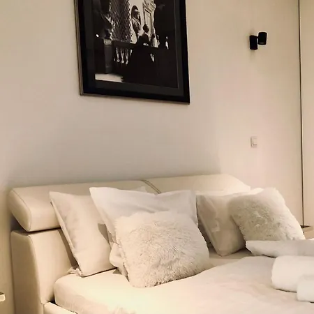 Baltic Riviera - Granaria Premium - River And Old Town