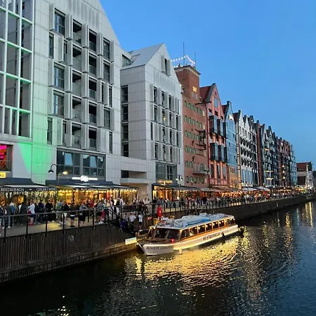 Baltic Riviera - Granaria Premium - River And Old Town Danzig