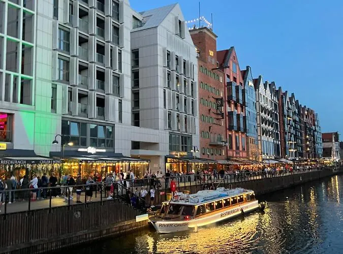 Baltic Riviera - Granaria Premium - River And Old Town Gdańsk
